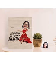 BK Gift Kişiye Özel Kadın Kolay Yetişmiyor Karikatürlü Otantik Masaüstü Ahşap Palet Çerçeve-1 (Beyaz)