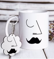 BK Gift Kişiye Özel Picasso Erkek Figür Beyaz Kupa ve Anahtarlık Hediye Seti (Model 1)