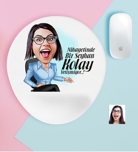 BK Gift Kişiye Özel Bayan Kolay Yetişmiyor Karikatürlü Bilek Destekli Mouse Pad-2 (Beyaz)