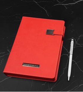 Kişiye Özel İsimli VIP Kırmızı Defter & Beyaz Touch Pen Kalem Hediye Seti