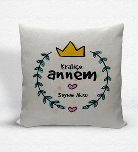 BK Gift Kişiye Özel Kraliçe Annem Dekoratif Keten Yastık (Bej)