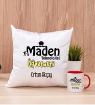 Maden Teknolojisi Öğretmeni Kare Yastık ve Kırmızı Kupa Bardak