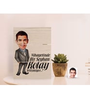 BK Gift Kişiye Özel Erkek Kolay Yetişmiyor Karikatürlü Otantik Masaüstü Ahşap Palet Çerçeve-1 (Beyaz)