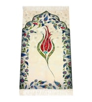 Çocuk Seccadesi - Lale Desenli - Kırmızı Renk (Çok Renkli)