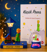 Kişiye Özel Küçük Prensin Sihirli Dünyası Masa Lambası & Kar Küresi & Kitap 3lü Masa Seti
