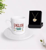 BK Gift Kişiye Özel İngilizce Öğretmeni Türk Kahvesi Fincanı ve İsimli Papatya Kolye Hediye Seti-5 (Model 1)