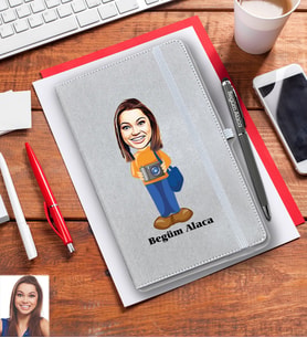Kişiye Özel Fotoğrafçı Karikatürlü Gri Defter Kalem Hediye Seti Bayan-1