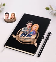 BK Gift Kişiye Özel Yılın En Mükemmel Çifti Karikatürlü Siyah Defter ve Kalem Hediye Seti-50