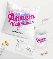 BK Gift Kişiye Özel Benim Annem Bir Kahraman Beyaz Kupa Ayna Yastık Seti (Model 1)