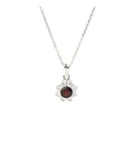 925 Ayar Gümüş Minik Çiçek Tasarım Garnet Taşlı Kolye (Gümüş)