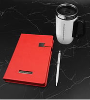 Kişiye Özel Kırmızı Defter & Beyaz Touch Pen Kalem & 280 ML Kulplu Çelik Termos Hediye Seti