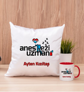 Anestezi Uzmanı Kare Yastık ve Kırmızı Kupa Bardak