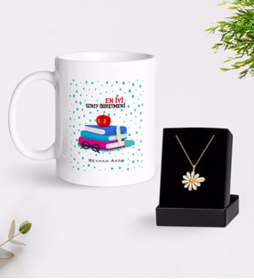 BK Gift Kişiye Özel En İyi Sınıf Öğretmeni Beyaz Kupa ve Papatya Kolye Hediye Seti-13 (Model 1)