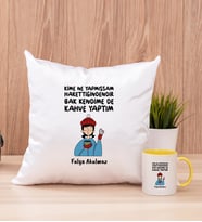Bak Kendime De Kahve Yaptım Kare Yastık ve Sarı Kupa Bardak