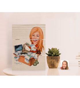 BK Gift Kişiye Özel Kadın Bankacı Karikatürlü Otantik Masaüstü Ahşap Palet Çerçeve-1 (Beyaz)