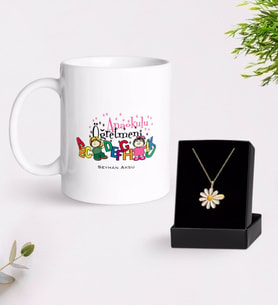 BK Gift Kişiye Özel Anaokulu Öğretmeni Beyaz Kupa ve Papatya Kolye Hediye Seti-4 (Model 1)