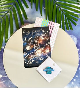 Space Roket Mini Albüm Ve Rozet Set