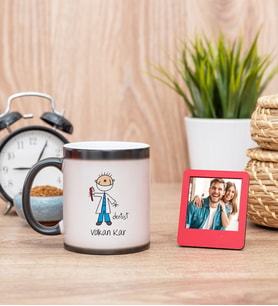 Erkek Diş Hekimi Karikatürü Sihirli  Kupa Bardak ve Kırmızı Mini Çerçeve