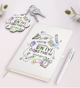 BK Gift Kişiye Özel Dünyanın En İyi Öğretmeni Beyaz Defter Kalem Ve Anahtarlık Hediye Seti-8 (Model 1)