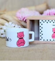 Ahşap Kutusunda Sevimli Kedi Kupa Bardak
