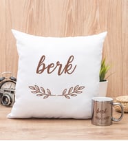 Erkeklere Hediye Yastık ve Silver Kupa Bardak
