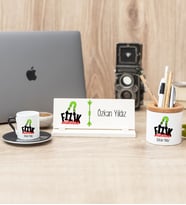 Fizik Mühendisi Siyah Türk Kahvesi Fincanı Kalemlik Ve Masa İsimliği Hediye Seti