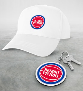 NBA Detroit Pistons Beyaz Şapka ve Ahşap Anahtarlık Seti (Model 1)