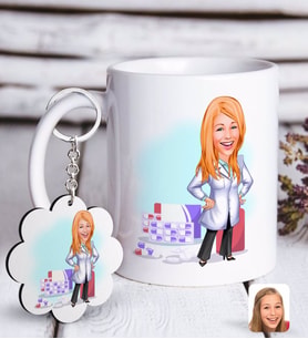 BK Gift Kişiye Özel Bayan Eczacı Karikatürlü Beyaz Kupa ve Anahtarlık Hediye Seti-3 (Model 1)