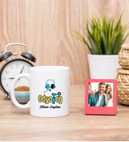 Odyolog Beyaz Kupa Bardak ve Kırmızı Mini Fotoğraf Çerçevesi