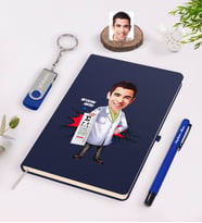 BK Gift Kişiye Özel Erkek Göz Doktoru Karikatürlü Lacivert Defter Kalem 32gb USB Bellek Hediye Seti-2 (Model 1)