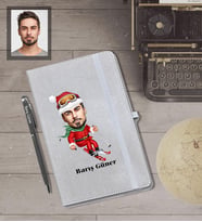 Kişiye Özel Yılbaşı Erkek Karikatürlü Gri Defter Kalem Hediye Seti Model-12