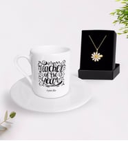 BK Gift Kişiye Özel Yılın Öğretmeni Türk Kahvesi Fincanı ve İsimli Papatya Kolye Hediye Seti-1 (Model 1)