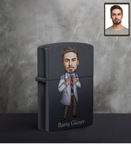 Kişiye Özel Doktor Karikatürlü UV Baskılı Siyah Benzinli Çakmak Bay-6