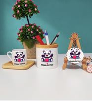 Sevimli Panda Tasarımlı Kişiye Özel Panda Ahşap Altlıklı Türk Kahvesi Fincanı Kalemlik Ahşap Anahtarlık Seti