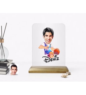 BK Gift Kişiye Özel Erkek Basketbolcu Karikatürlü Ahşap Standlı Çerçeve-2 (Beyaz)