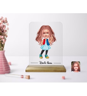 BK Gift Kişiye Özel Kız Çocuk Karikatürlü Ahşap Standlı Çerçeve-17 (Beyaz)