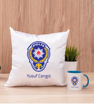 Polis Logolu Kare Yastık ve Mavi Kupa Bardak