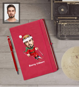 Kişiye Özel Yılbaşı Erkek Karikatürlü Kırmızı Defter Kalem Hediye Seti Model-12