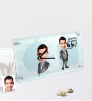 BK Gift Kişiye Özel Bay Kolay Yetişmiyor Karikatürlü Masaüstü Cam Saat - 1 (Beyaz)