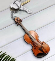 BK Gift Kişiye Özel İsimli Keman Violin Enstrüman Ahşap Anahtarlık-1 (Beyaz)
