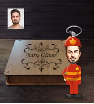 Kişiye Özel İtfaiyeci Karikatürlü Ahşap Anahtarlık Kutulu Bay-1