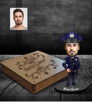 Kişiye Özel Polis Karikatürlü Ahşap Biblo Kutulu Bay-3