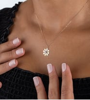 Papatya Model Zirkon Taşlı 14 Ayar Altın Kolye