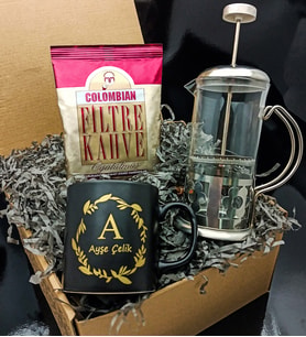 Kişiye Özel Siyah Kupa & Metal Kaplama Cam French Press & Colombian Kahve Hediye Seti