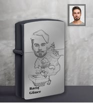 Kişiye Özel Yılbaşı Erkek Karikatürlü Siyah Benzinli Çakmak Model-2