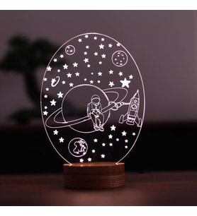 Satürn ve Astronot Figürlü Dekoratif Hediye Led Masa Lambası 7 Işık Rengi Ahşap Taban