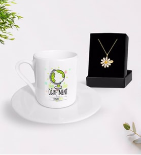 BK Gift Kişiye Özel En İyi Sınıf Öğretmeni Türk Kahvesi Fincanı ve İsimli Papatya Kolye Hediye Seti-2 (Model 1)