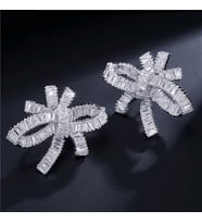 Monemel Swarovski Taşlı Fiyonk Küpe
