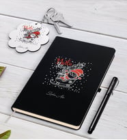 BK Gift Kişiye Özel Noel Baba Siyah Defter Kalem ve Anahtarlık Hediye Seti-5 (Model 1)