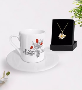 BK Gift Kişiye Özel En İyi Öğretmen Türk Kahvesi Fincanı ve İsimli Papatya Kolye Hediye Seti-7 (Model 1)